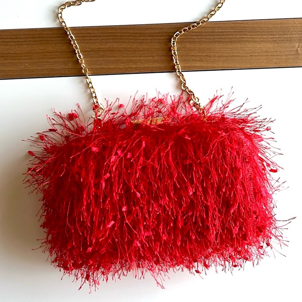 Red fuzzy fashion clutch/ shoulder purse